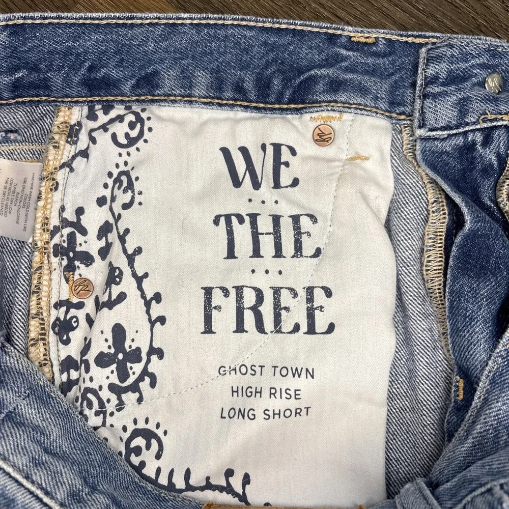 We The Free Ghost Town High Rise Long Distressed Women's Denim Shorts Size 30